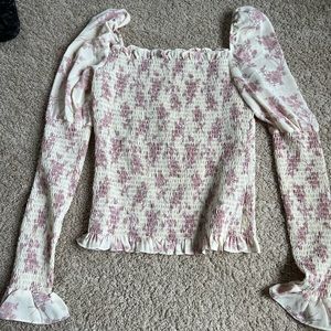Cute floral top for spring